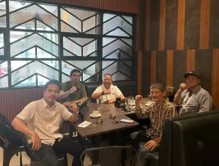 Kini Alumni Angkatan Pertama FEB UNILAK 1983 dan 1984 Dukung Musda IKA FEB 2025