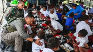 Kogabwilhan III Turun Bantu Warga Krepkuri Lewat Baksos
