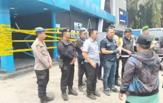 Digerebek! Diskotik Blue Star Langkat Diduga Sarang Narkoba, Ratusan Botol Miras Disita
