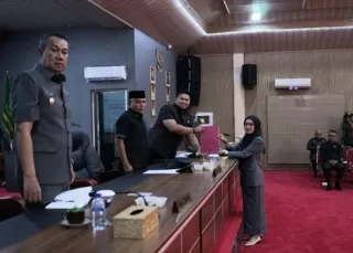 Paripurna DPRD Kepulauan Meranti Penyampaian RPJMD 2025-2029, Ini Pandum Fraksi Gerindra, PKS dan NasDem