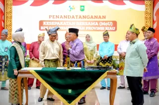 Teken MoU Satu Data Indonesia, H Asmar: Data Akurat, Kebijakan Tepat!