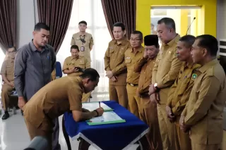 Dinas Perpustakaan dan Kearsipan Gelar Peluncuran Sekaligus Teken Komitmen 'Srikandi'