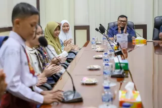 Bupati Deli Serdang Apresiasi Anak Berprestasi, Dukung Sharon JZ Simbolon ke Tingkat Nasional