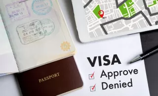 Jalur Hukum Baru Pekerja Asing Jarak Jauh di Indonesia dengan Visa E33G