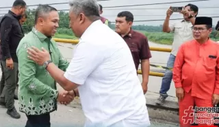 Gubri Lihat Perbaikan Jembatan Ujung Batu, Anton: Pastikan Warga Segera Nikmati Akses Normal