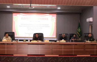 DPRD Kepulauan Meranti Paripurna Penyampaian Nota Keuangan Rancangan APBD P 2025
