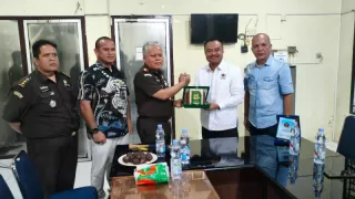 Kajatisu Harli Siregar: Batasi Diri Bertemu Pejabat, Janji Tindak Jaksa 'Cawe-cawe' Proyek