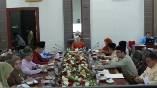 Ketua TP PKK Rohul Serahkan SK Pengurus dan Gelar Raker Penyusunan Program 2026