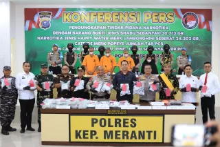 Tangkapan Kakap Polres Kepulauan Meranti, Sita 30 Kg Sabu dan Ribuan Liquid dari Sindikat Lintas Negara