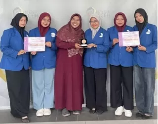 Peserta Dunia Lewat, Inovasi VR Sawit Mahasiswa Poltek Aceh Sabet Emas Gemparkan Internasional