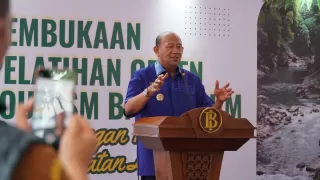 Jembatan Rusak, Bupati Instruksikan Camat dan Kadis PUTR Tindaklanjuti Keluhan Warga