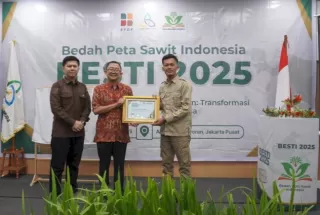 Mantap! BPDP Raih Penghargaan Mitra Wirausaha Mahasiswa Berbasis UKM Sawit