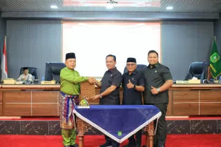 Pemkab Kepulauan Meranti dan DPRD Teken MoU KUA-PPAS APBD 2026