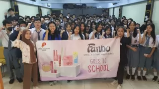 PS dan Beauty Class Fanbo x Priska Sahanaya di SMK PB, Remaja Melek Komunikasi dan PG