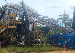 Notifikasi Insiden di 4P-84B: Mast Rig AU-17 Bengkok Rebah ke Arah Catwalk Korban 1 Orang