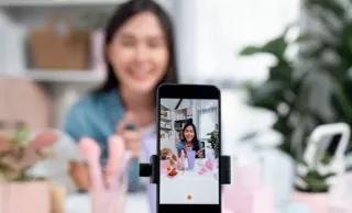 Bikin Iklan Pakai Smartphone di Masa Sekarang, Apakah Bisa?