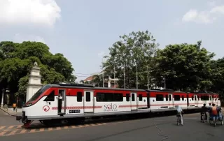 Dari Solo ke Wonogiri, KA Lokal Batara Kresna Hadirkan Perjalanan Santai Tarif Terjangkau