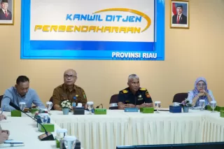 APBN dan APBD Riau 2025: Pendapatan Negara Melonjak, Belanja Daerah Melambat