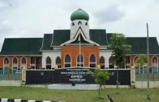 Tunjangan Rumdin Pimpinan dan Anggota DPRD Siak Janggal, Jaksa Periksa Sekwan!