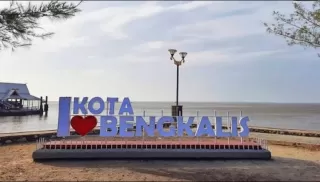 Cerita Bengkalis: Tiga Tahun Berturut-turut Tunda Bayar, Pengelolaan APBD Dinilai Gagal Total