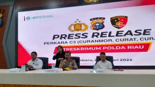 Jatanras Polda Riau Ciduk Jambret Residivis, Rekannya Masih Buron