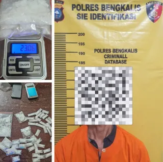 Resnarkoba Polres Bengkalis Borgol Tiga 'Pemuja dan Pengedar Sabu' di Lokasi Berbeda di Duri