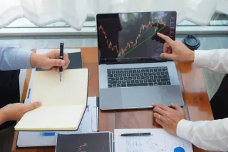 Analisis Teknikal Dasar Baca Arah Pergerakan Harga