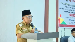 Buka Manasik Haji Nasabah Bank Riau Kepri Syariah, Ini Harapan H Asmar