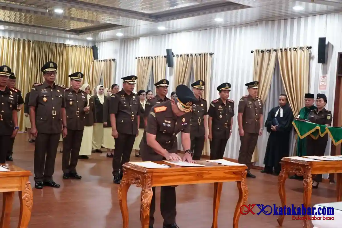 Rotasi Besar di Kejati Sumut: Wakajati, Aspidum hingga 7 Kajari Resmi Berganti, Ini Pesan Tegas Muhibuddin