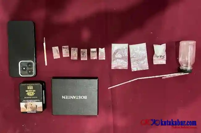 Kaleng Rokok Kretek Dijadikan "Brankas" Sabu