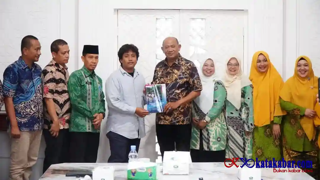 Program Kesehatan Aisyiyah Untuk Warga Terdampak Banjir Dapat Dukungan Dari Bupati Syah Afandin