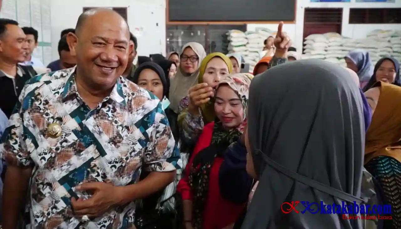 Temui Warga Sambirejo, Bupati Langkat Syah Afandin Pastikan Jalan Rp31 Miliar Segera Diperbaiki