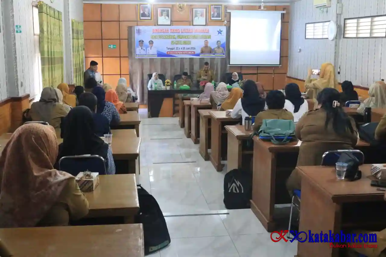 Sekda Binjai Buka Bimtek Literasi Informasi, Perkuat Kapasitas Pustakawan dan Penggiat Literasi