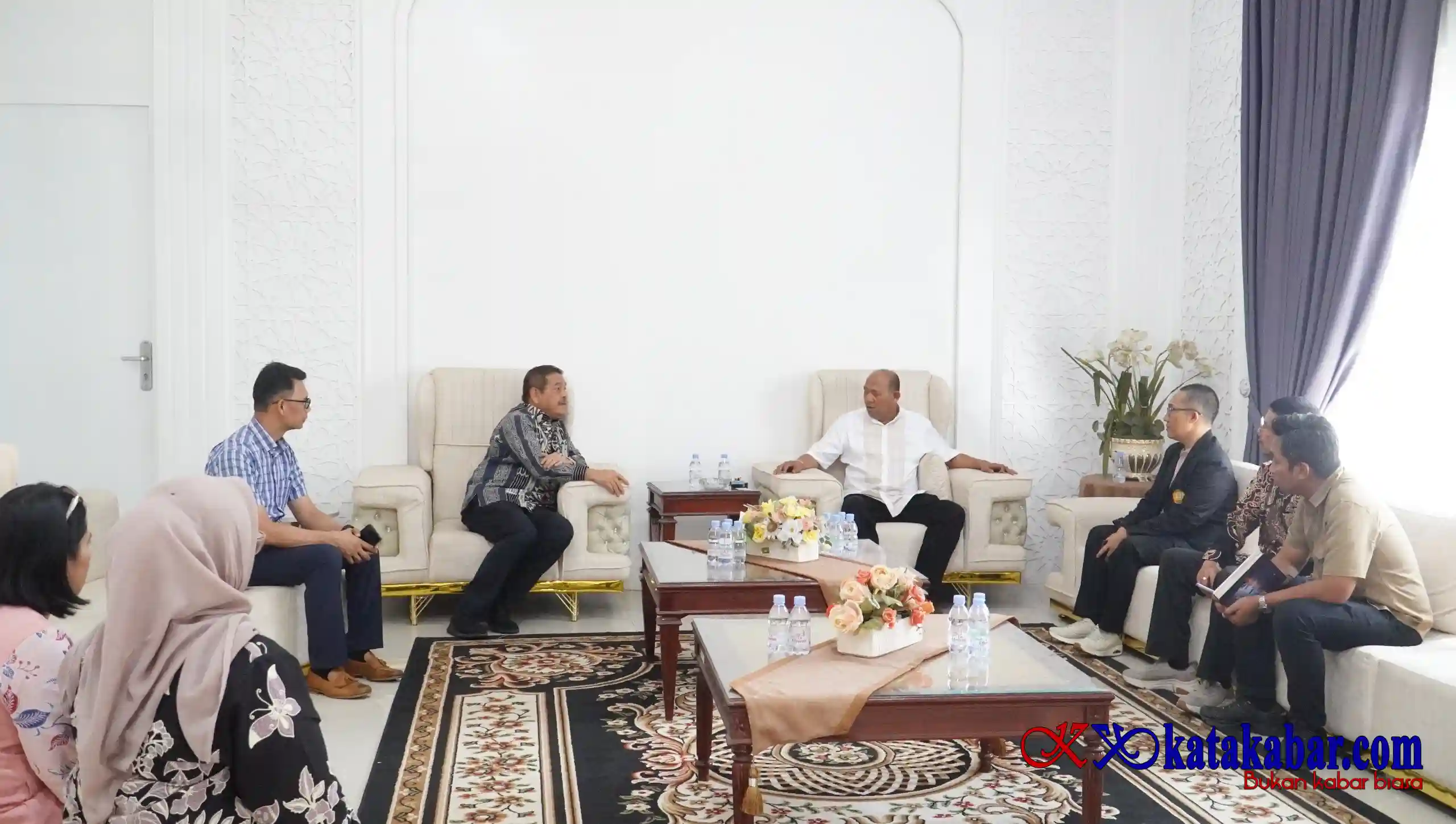 Syah Afandin Tawarkan Pelabuhan Pangkalan Susu ke Investor Korea Selatan