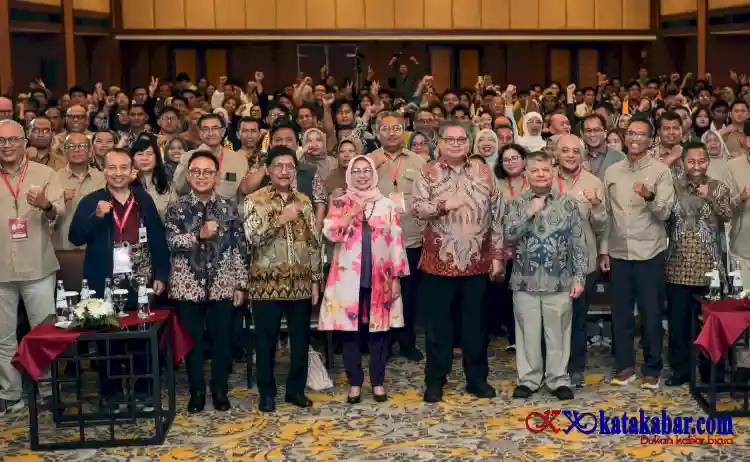 Tutup PERISAI 2026, Airlangga Hartarto Tegaskan Riset dan Hilirisasi Sawit Perkuat KEN