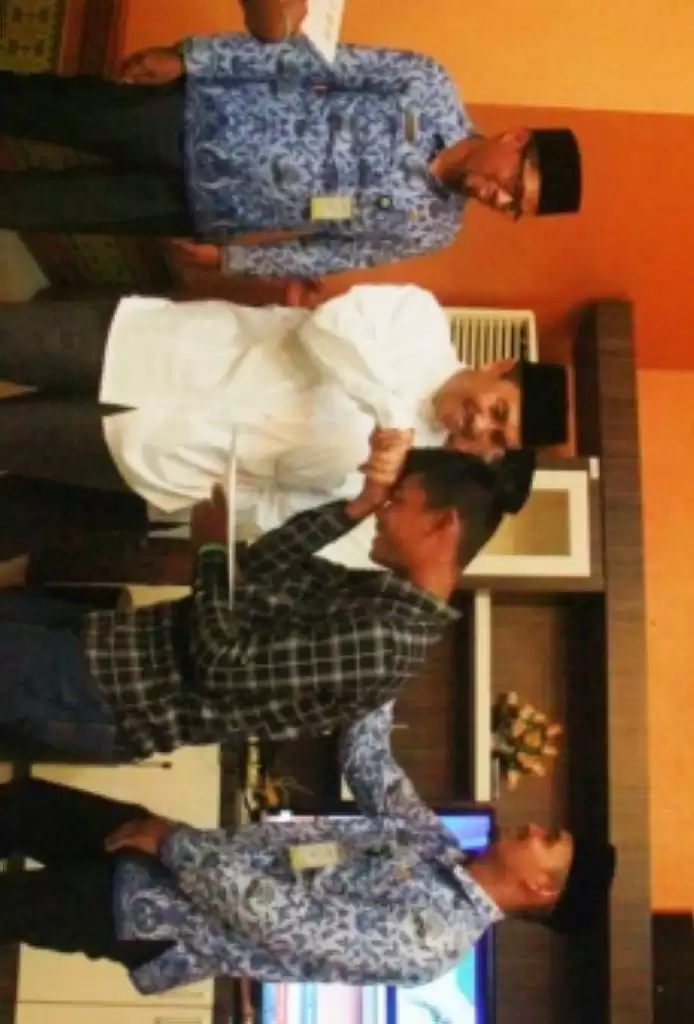 Hebat, Baru Nongol Langsung Pamuncak!