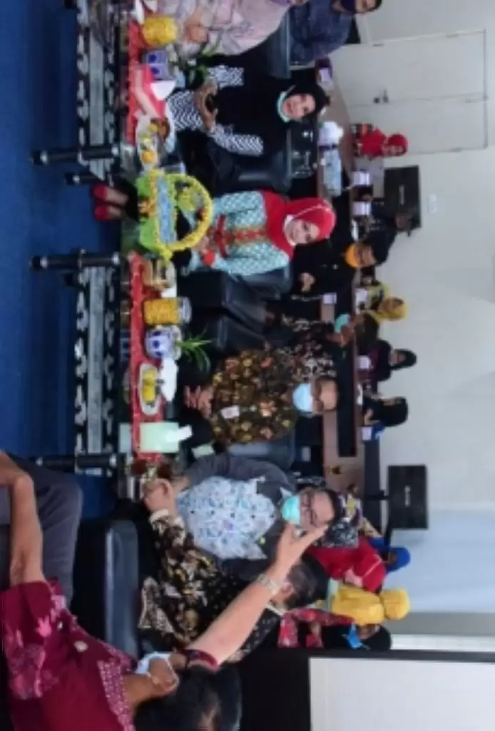 Kisah Herawati Semalam di 'Kota Rendang'