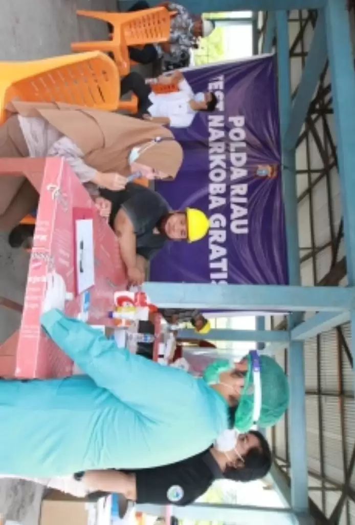 Pakai Alat Baru, Ditresnarkoba Polda Riau Test Narkoba Karyawan