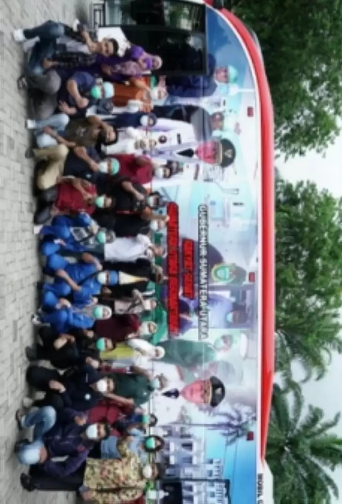 Masyarakat Antusias, Bakti Kesehatan Bermartabat di Pantai Barat