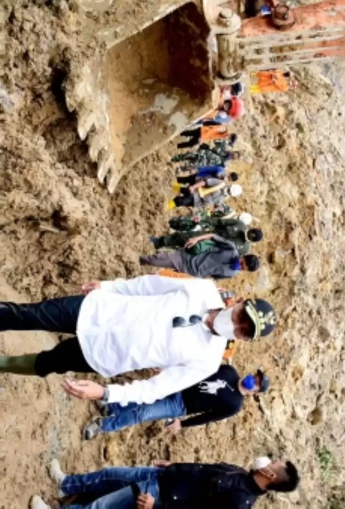 Longsor Tapsel, Tim Gabungan Kembali Temukan Dua Korban Anggota Keluarga
