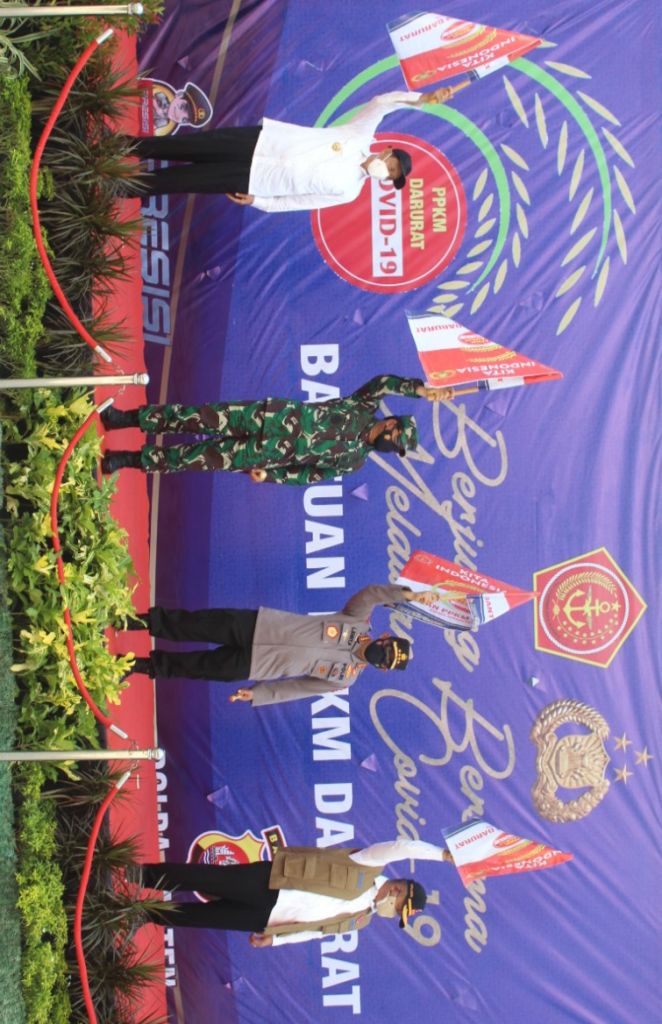 TNI, Kapolri dan BNPB Lepas Bantuan PPKM Darurat di Banten, Ini Totalnya