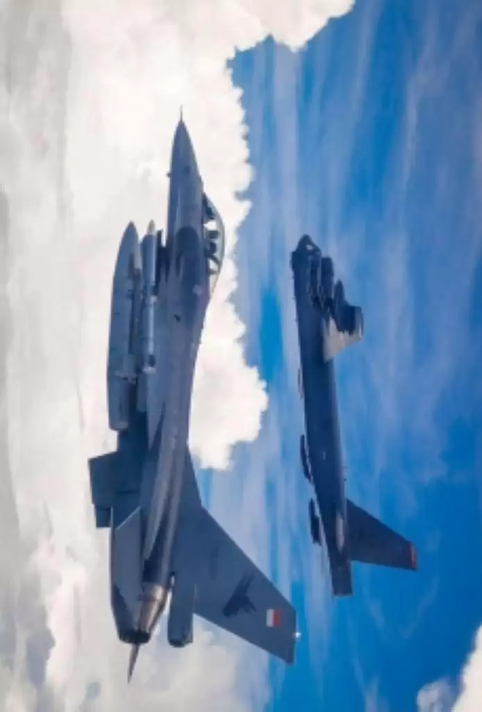 Di Atas Laut Sulawesi TNI AU dan US PACAF Gelar 'Bomber Exercise'