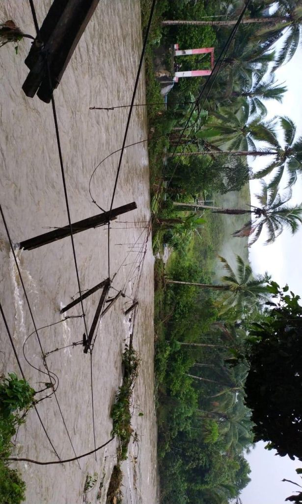 Banjir Hantam Satu Jembatan Penghubung Rusak Berat  di Buru