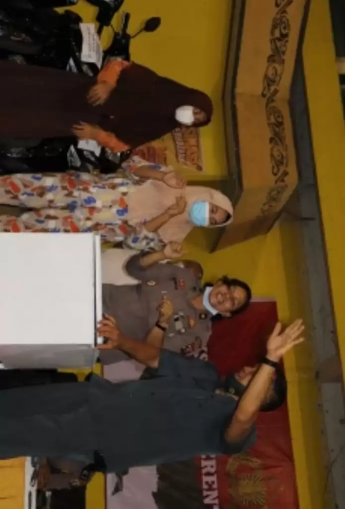 Tiga Warga Dapat Sepeda Motor dari Kapolres Langkat