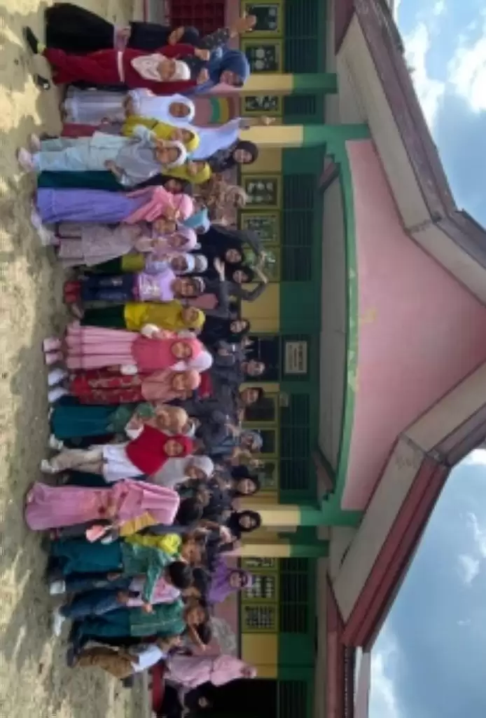 Kukerta Balek Kampung UNRI Taja Lomba Mewarnai di TK DW Lipatkain