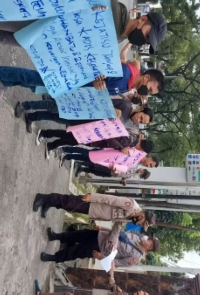 Pembangunan Ruang Perpus, Guru dan Toitel Dikorupsi