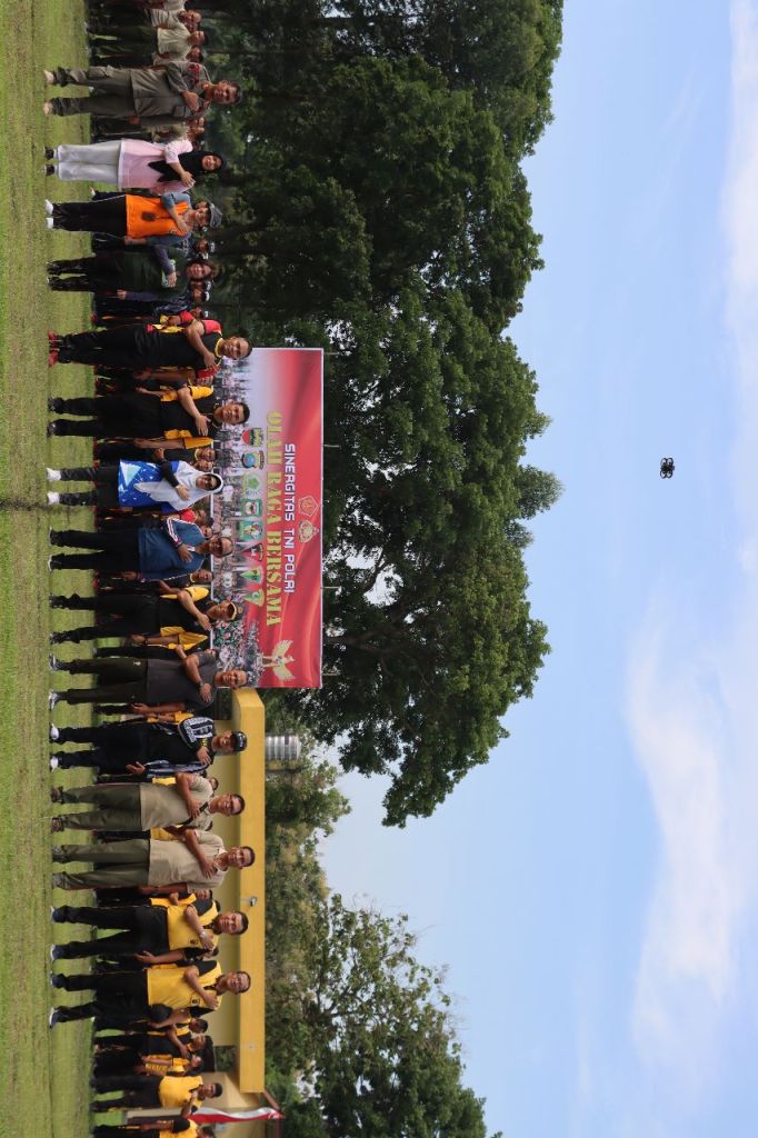 Wujud Sinergitas TNI-Polri, Polres Siantar Senam Bersama