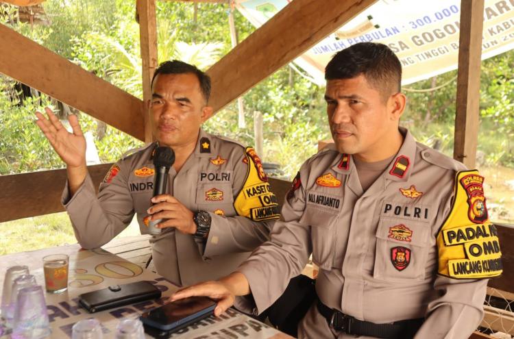 'Jumat Curhat', Polres Meranti Ajak Buruh Sukseskan Pemilu 2024