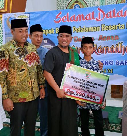 Pemkab Pelalawan Gelontorkan Miliran Rupiah Bantu Anak Yatim