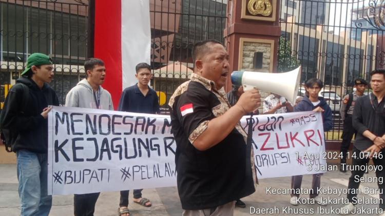 GPMR Indonesia dan LSM KOREK Gelar Demontrasi Bupati Pelalawan Soal CSR